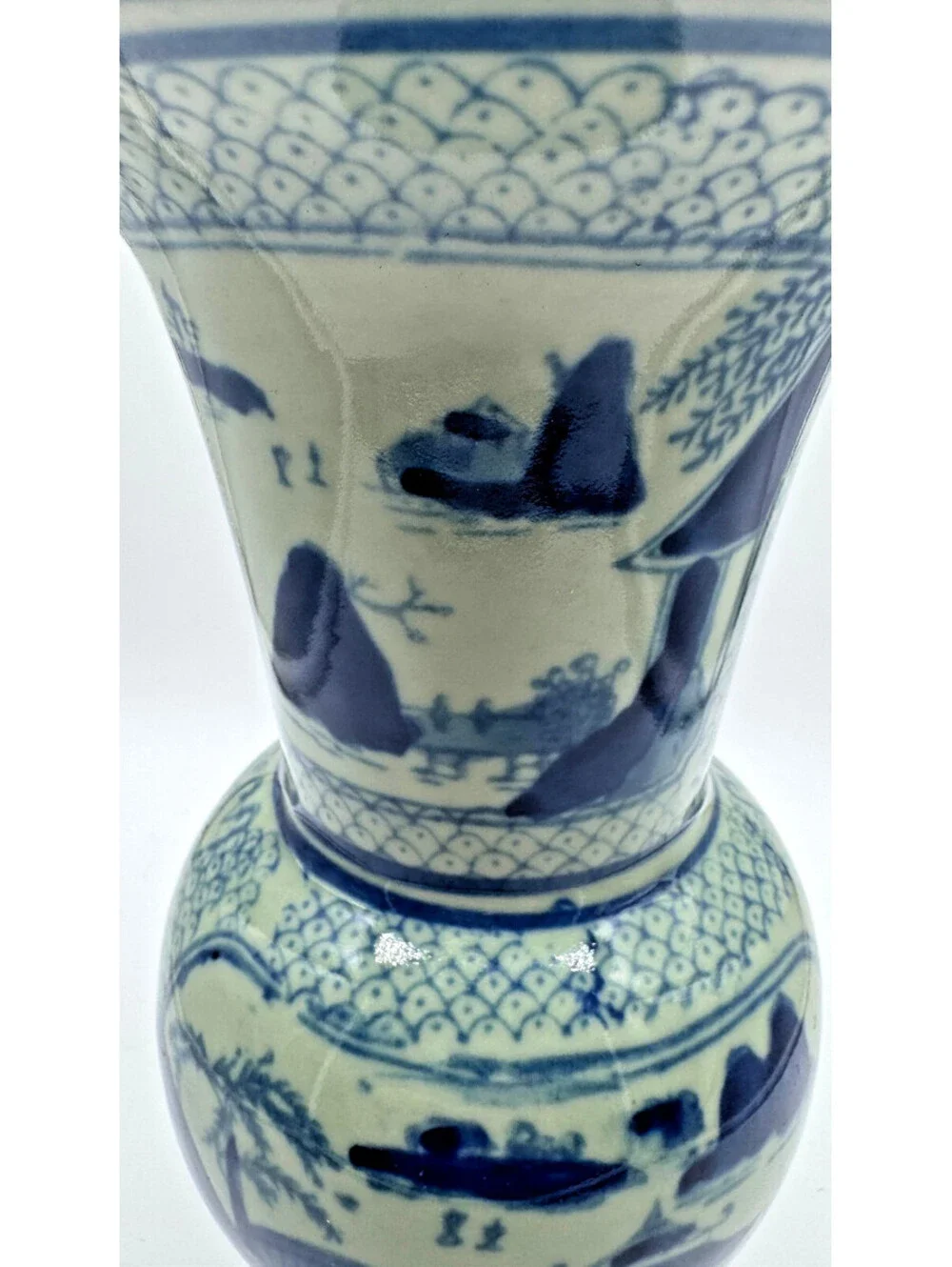 Vintage Chinese Blue White Porcelain Landscape Vase Chinoiserie 10.5